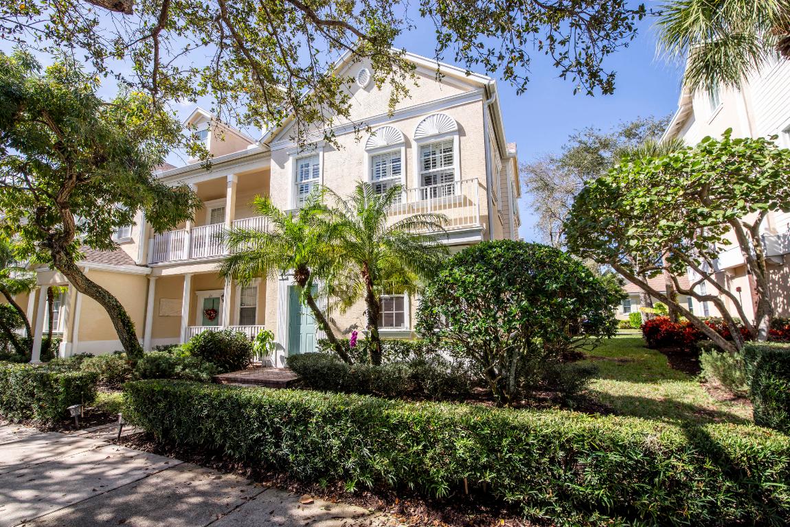 120 W Thatch Palm Jupiter, FL 33458