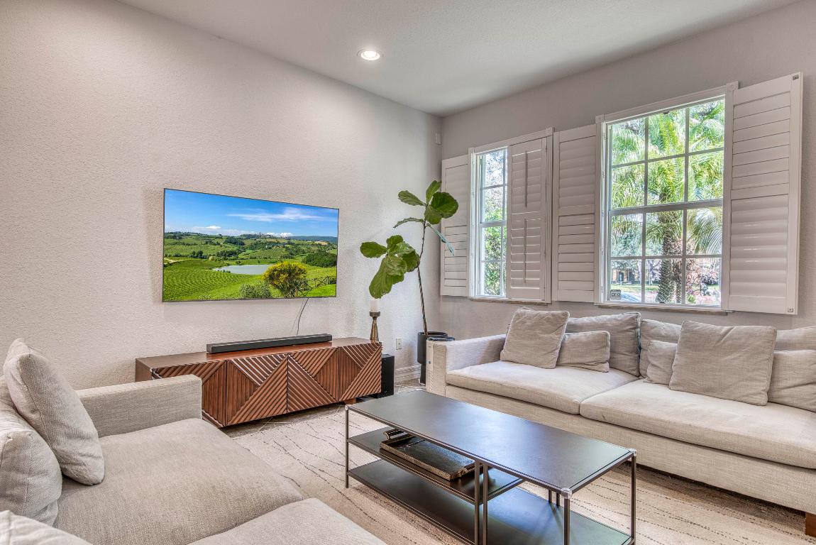 120 W Thatch Palm Jupiter, FL 33458