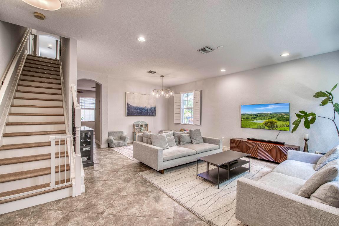 120 W Thatch Palm Jupiter, FL 33458