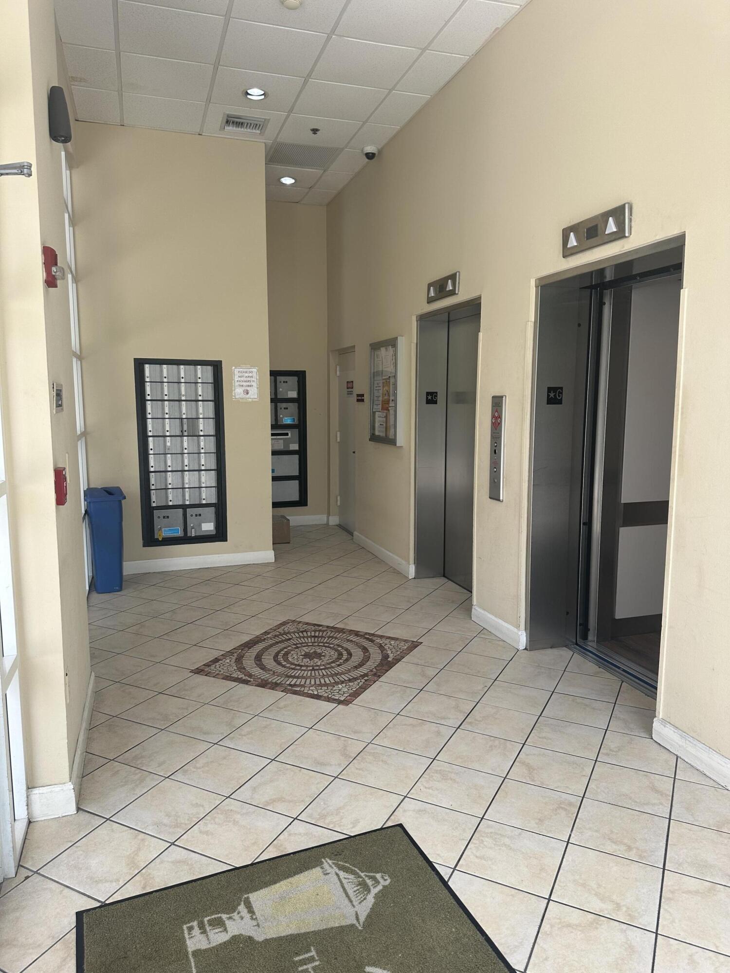 1200 Town Ctr #212 Jupiter, FL 33458