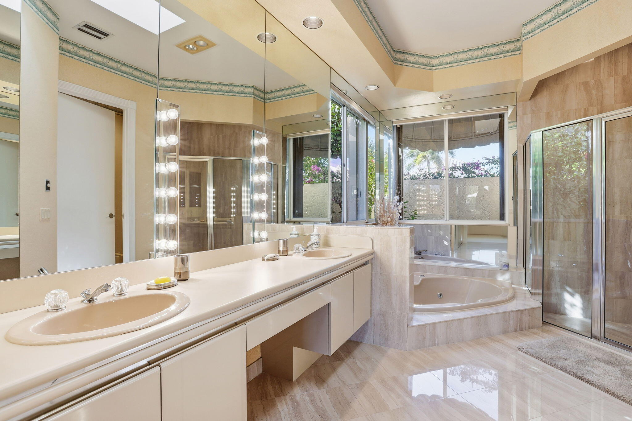 5472 Ascot Boca Raton, FL 33496