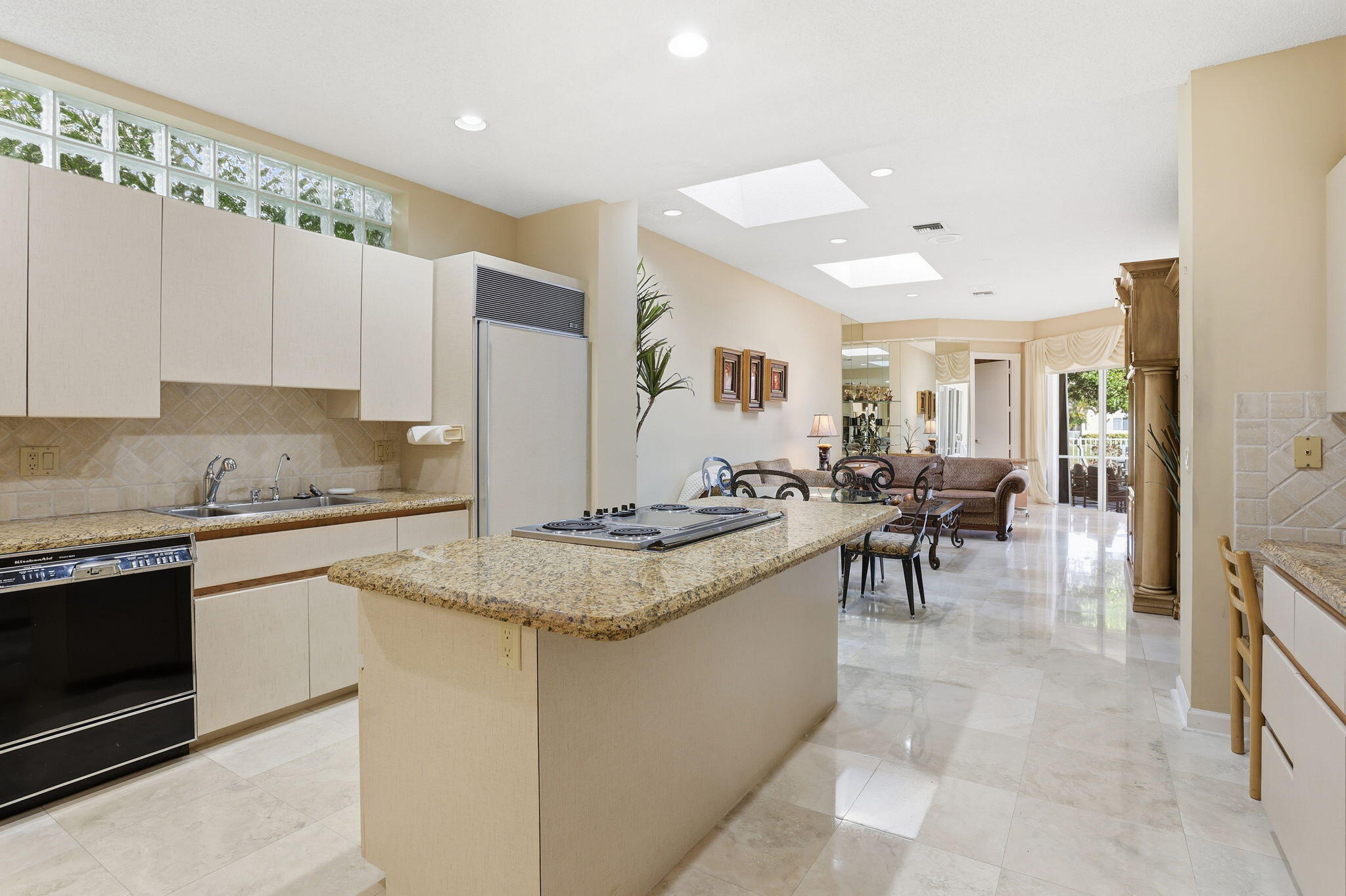 5472 Ascot Boca Raton, FL 33496