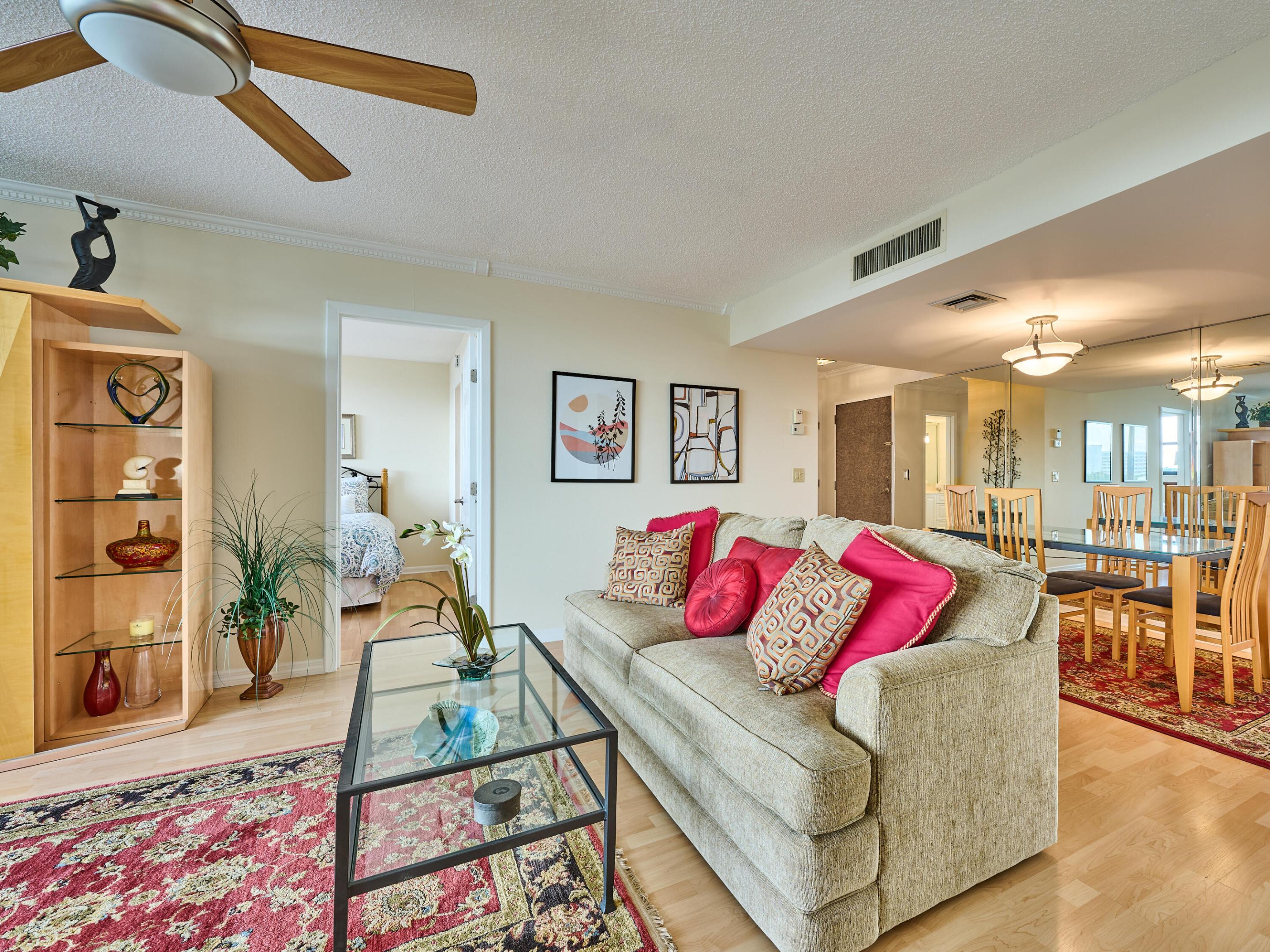 336 Golfview #605 North Palm Beach, FL 33408