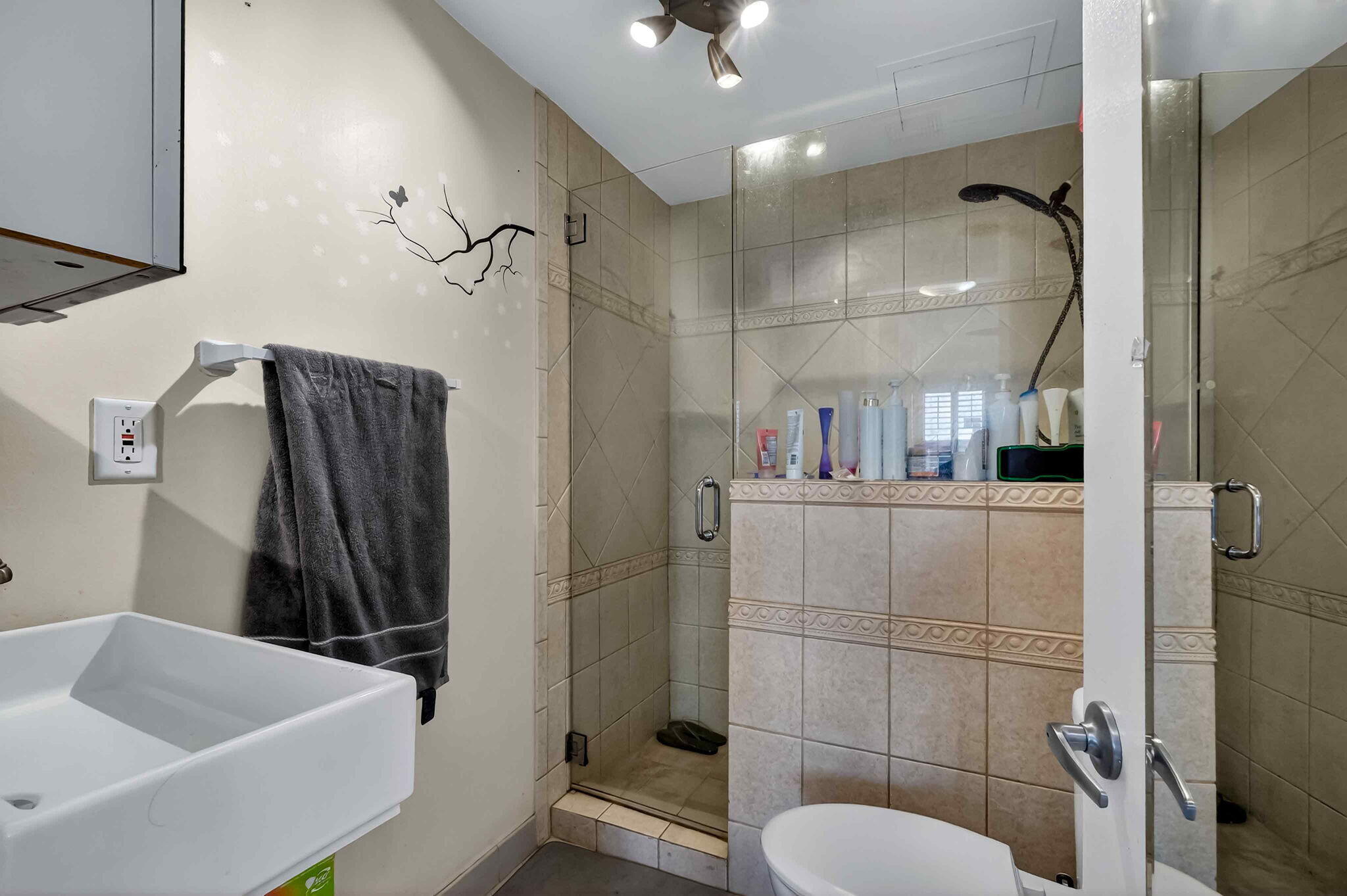 802 Euclid #104 Miami Beach, FL 33139