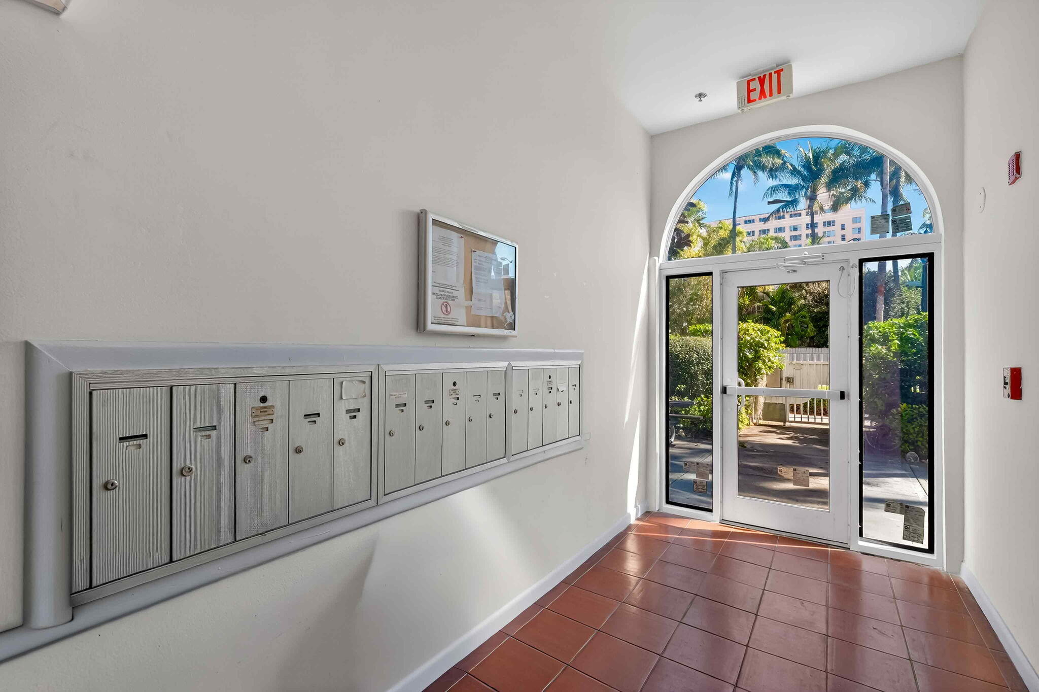 802 Euclid #104 Miami Beach, FL 33139