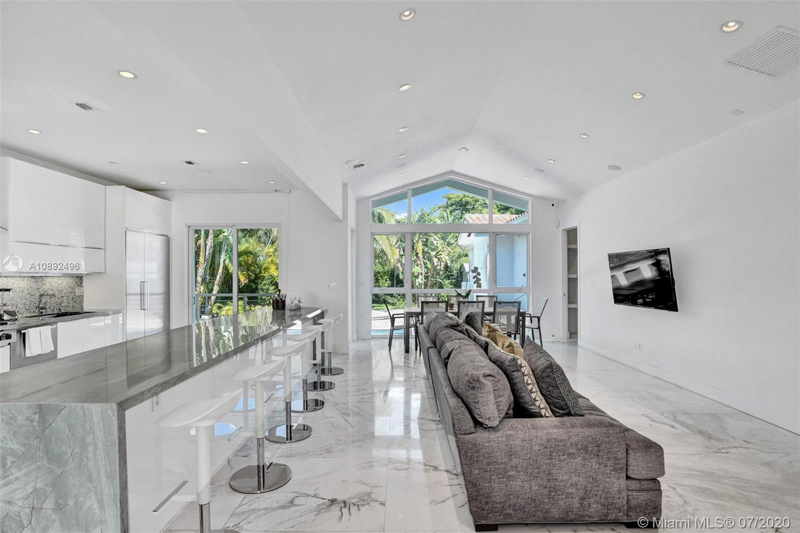 1271 98th St,Bay Harbor Islands, FL 33154