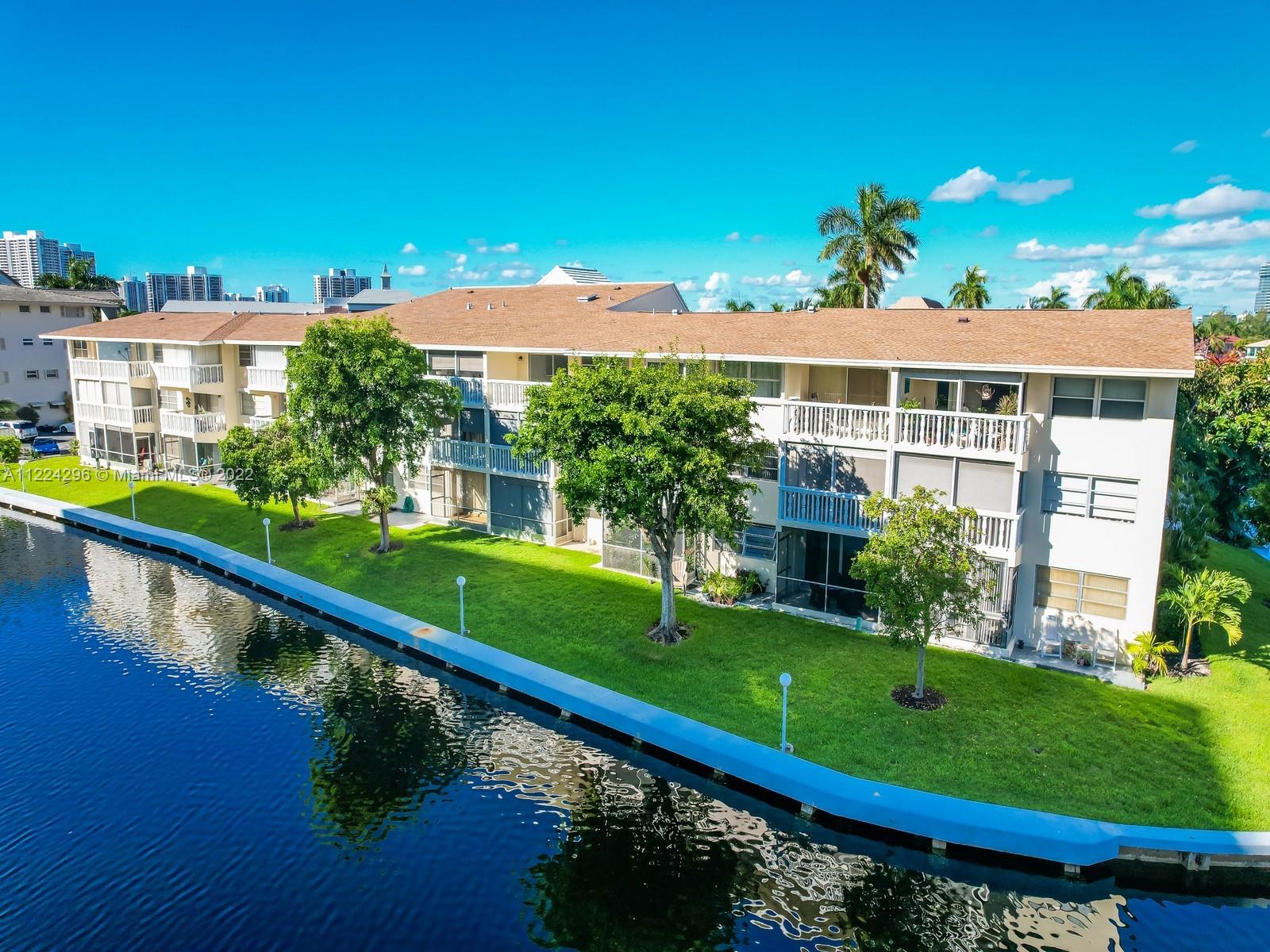 450 Paradise Isle Blvd #101