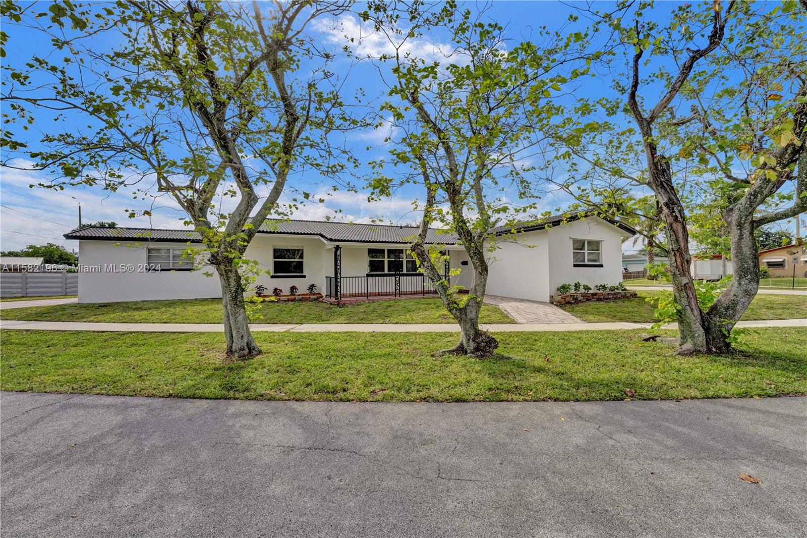 1001 Yale Dr