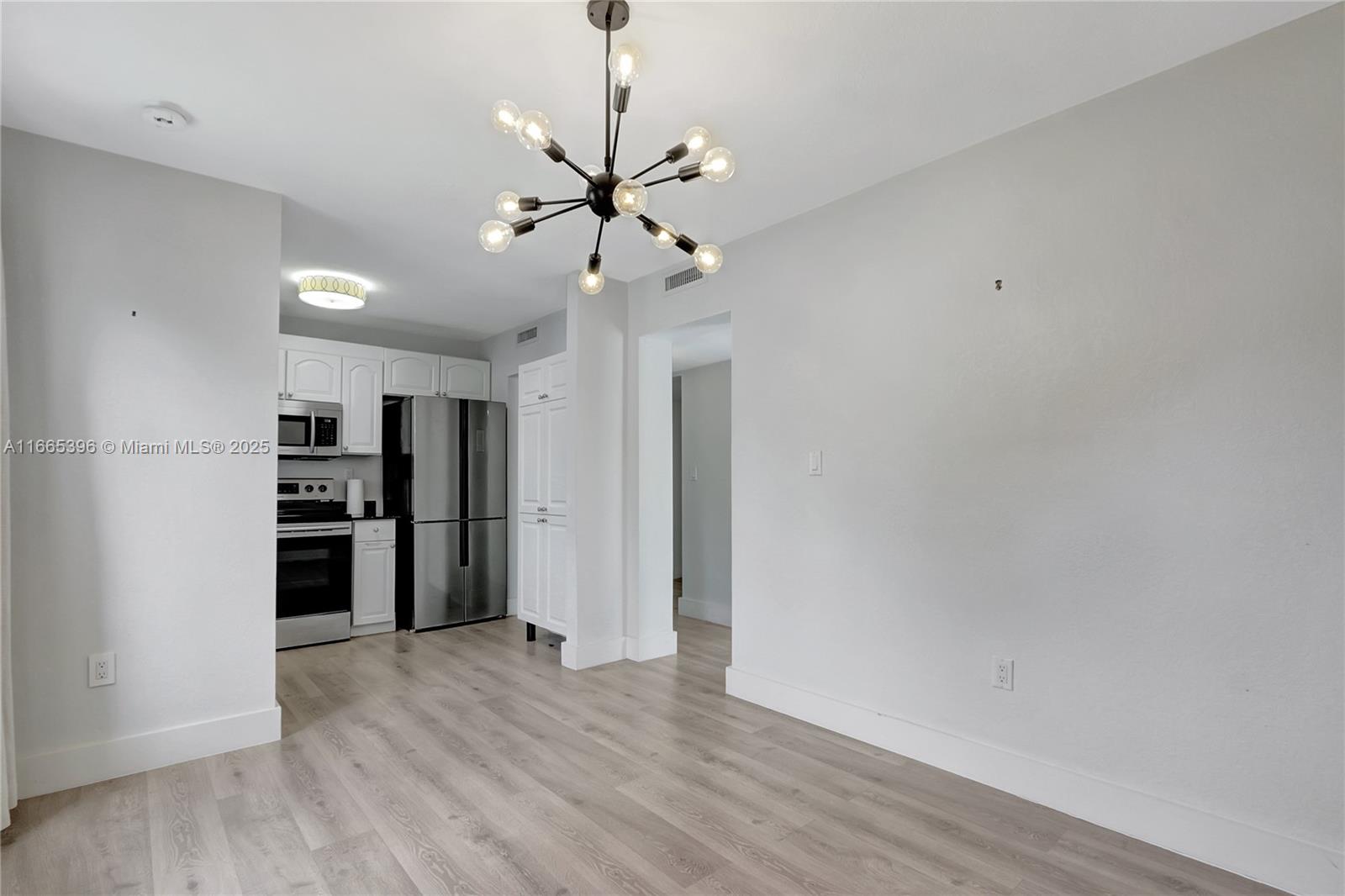 1359 SW 11th St Miami, FL 33135