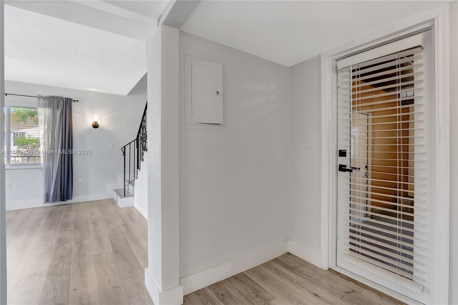 1359 SW 11th St Miami, FL 33135