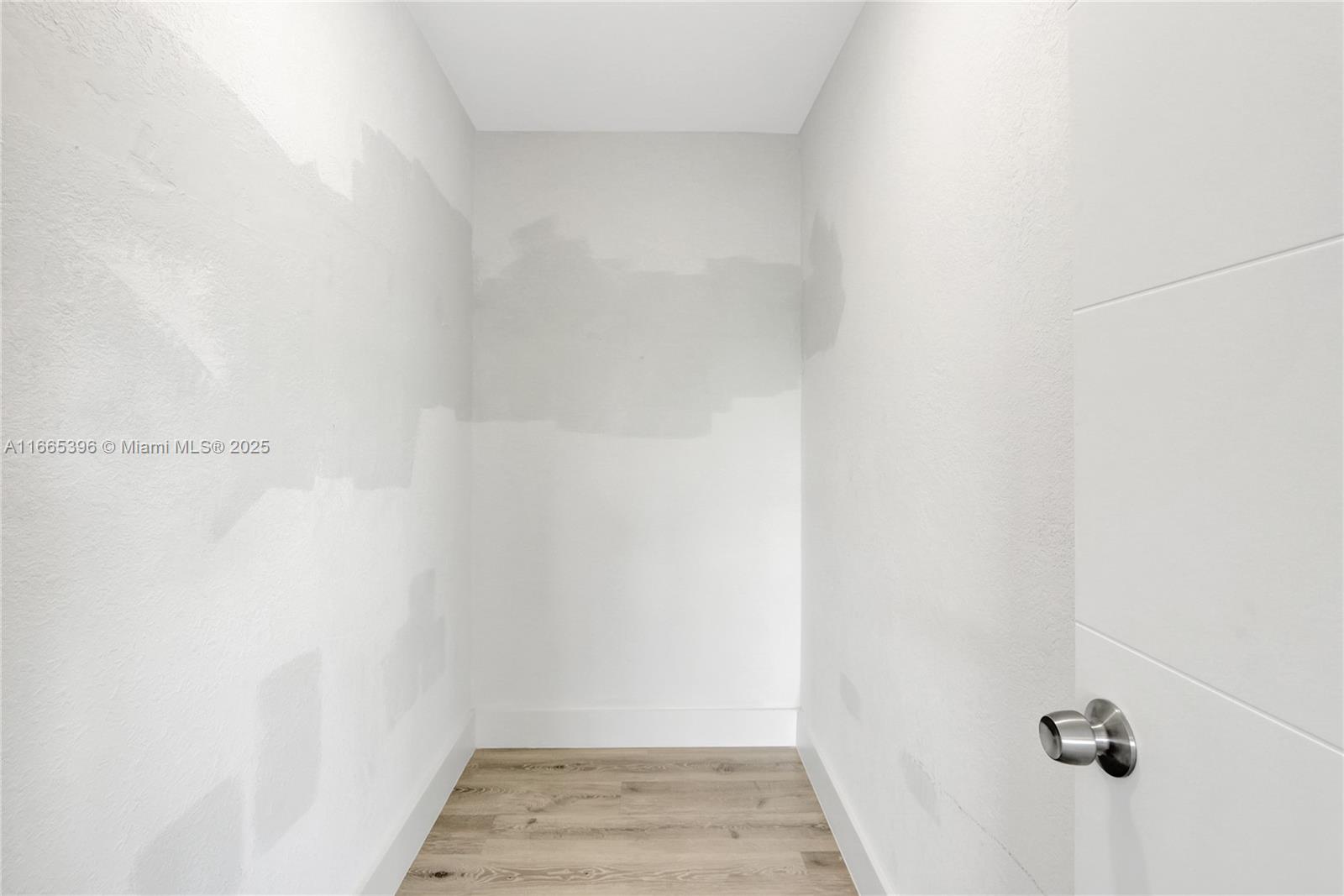 1359 SW 11th St Miami, FL 33135