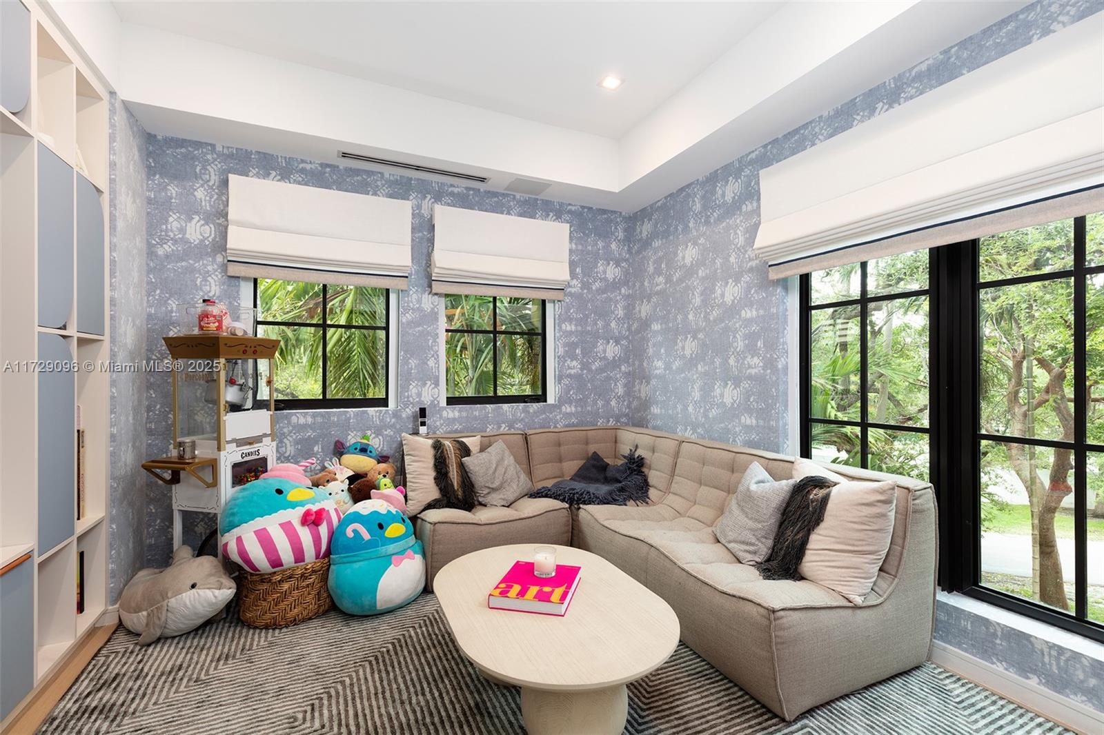 4860 Hammock Lk Dr Coral Gables, FL 33156 4860 Hammock Lk Dr Coral Gables, FL 33156