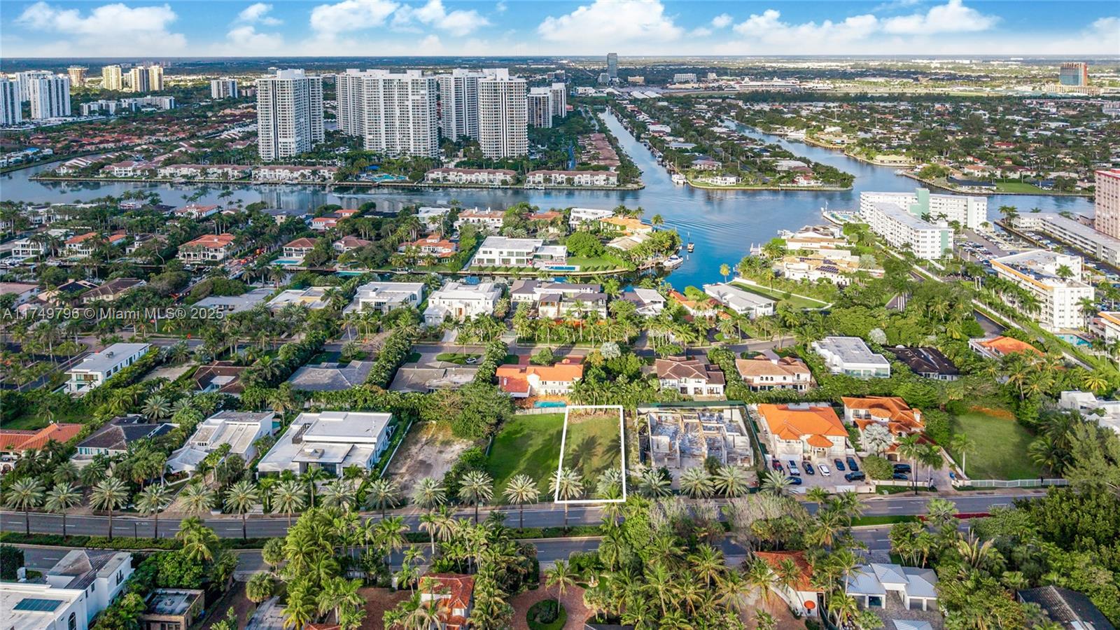 650 Ocean Blvd, Golden Bch Golden Beach, FL 33160