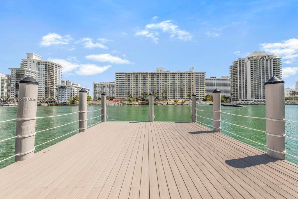5661 Pine Tree Dr Miami Beach, FL 33140 5661 Pine Tree Dr Miami Beach, FL 33140