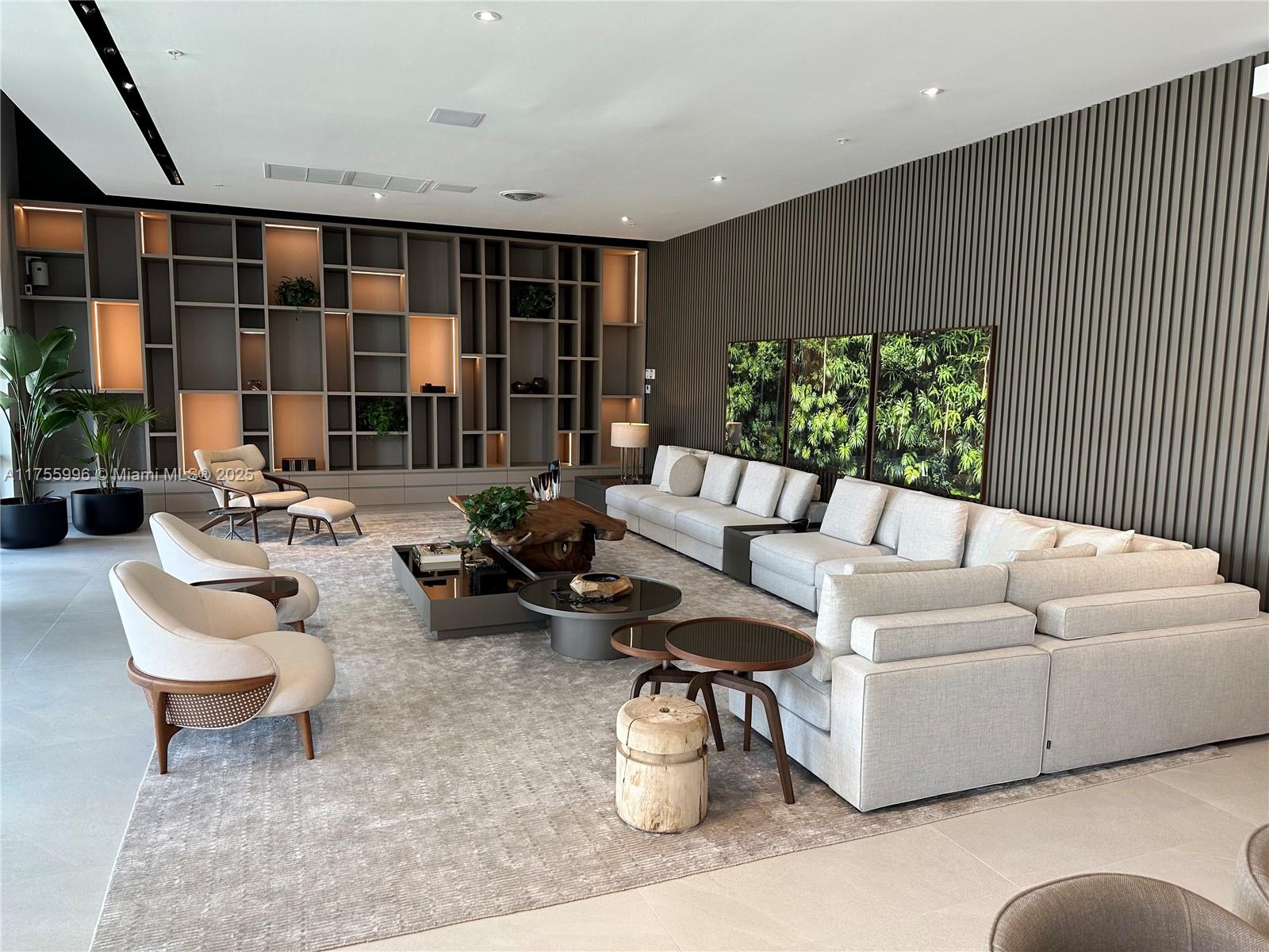 5661 Pine Tree Dr Miami Beach, FL 33140 5661 Pine Tree Dr Miami Beach, FL 33140