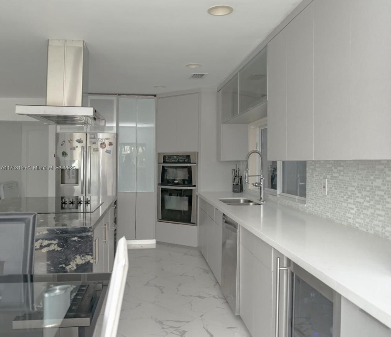 2055 Keystone Blvd North Miami, FL 33181