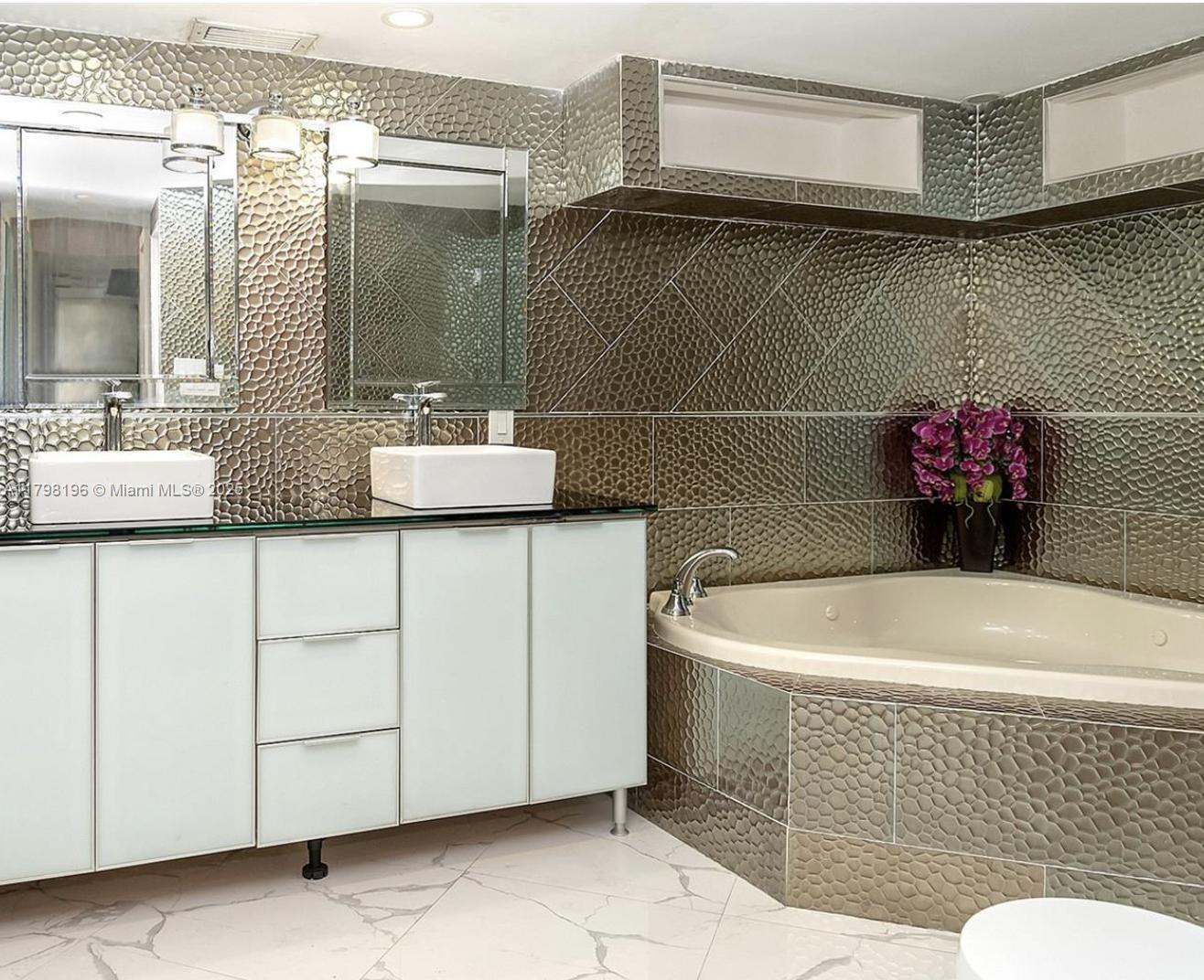 2055 Keystone Blvd North Miami, FL 33181