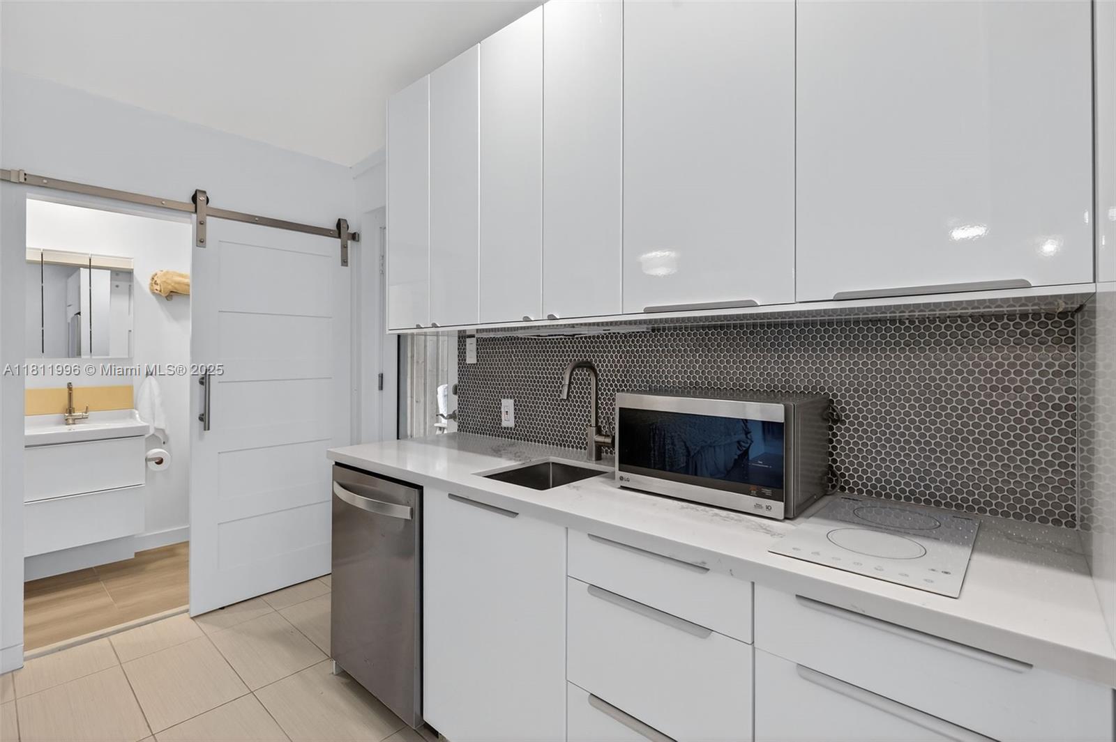 1314 SE 1st Ave Fort Lauderdale, FL 33316 1314 SE 1st Ave Fort Lauderdale, FL 33316