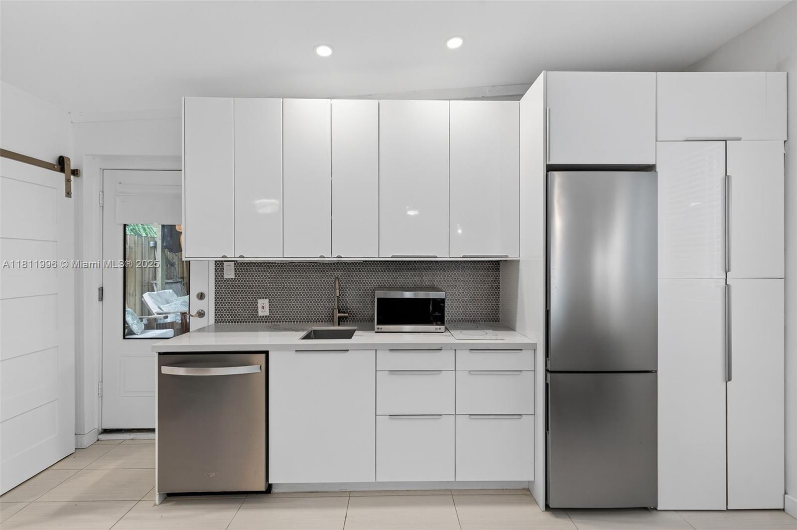 1314 SE 1st Ave Fort Lauderdale, FL 33316 1314 SE 1st Ave Fort Lauderdale, FL 33316