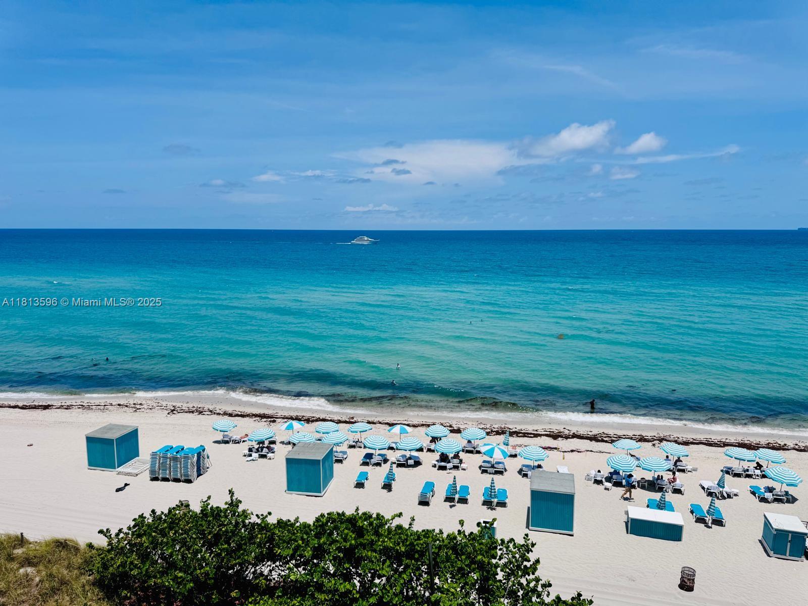 image The Carillon Beach25