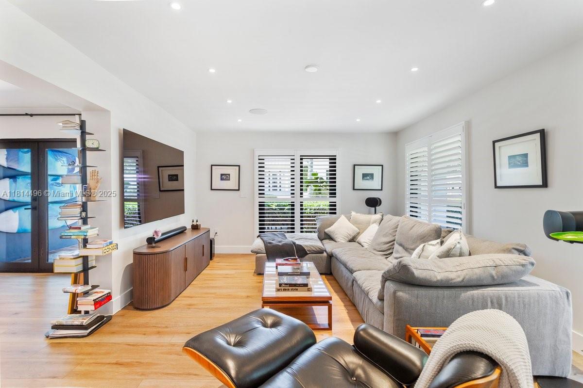 600 Allendale Rd Key Biscayne, FL 33149