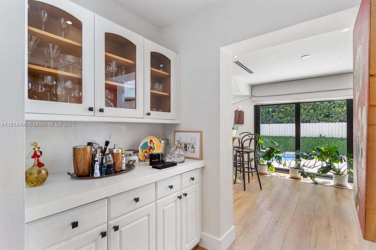 600 Allendale Rd Key Biscayne, FL 33149