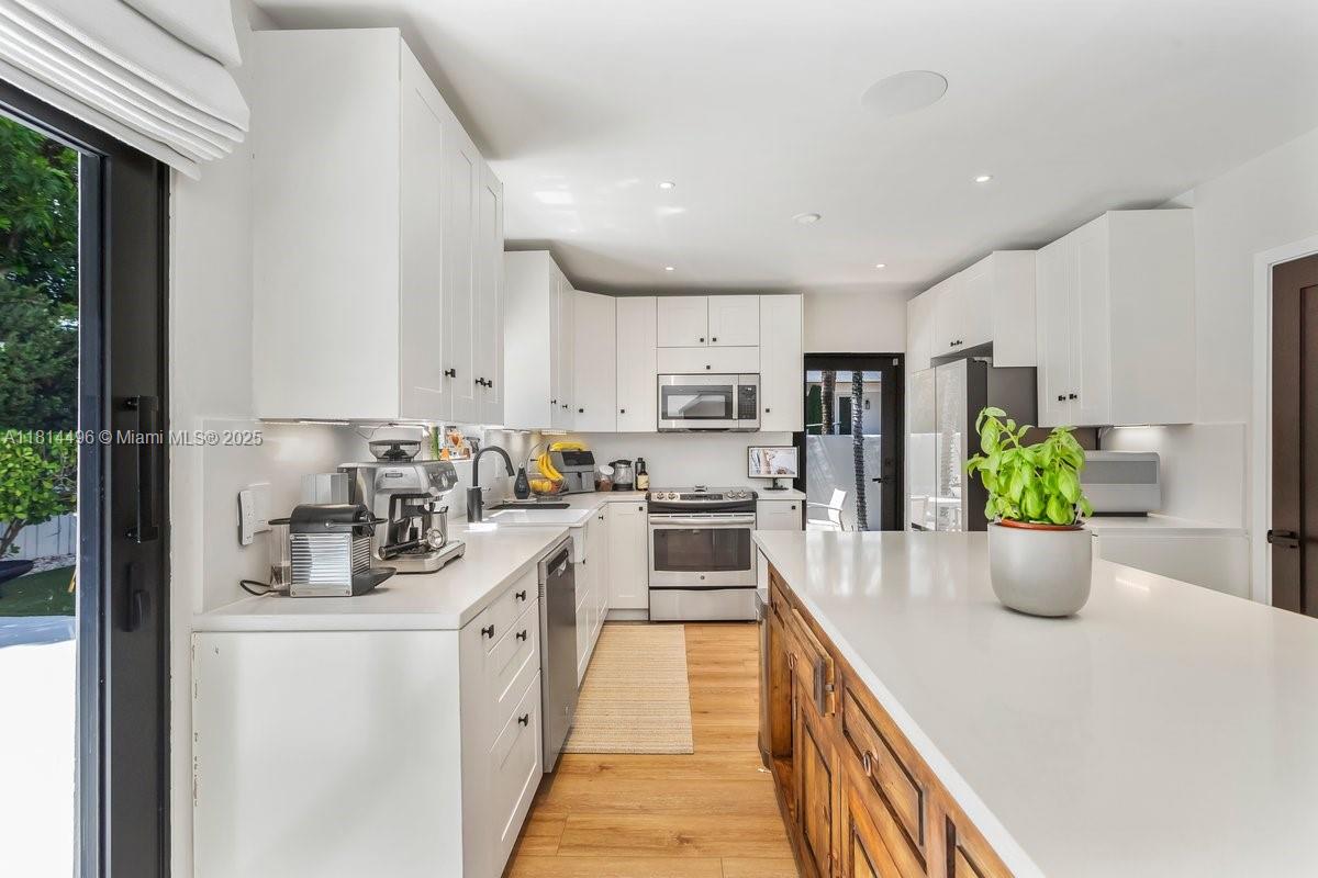 600 Allendale Rd Key Biscayne, FL 33149