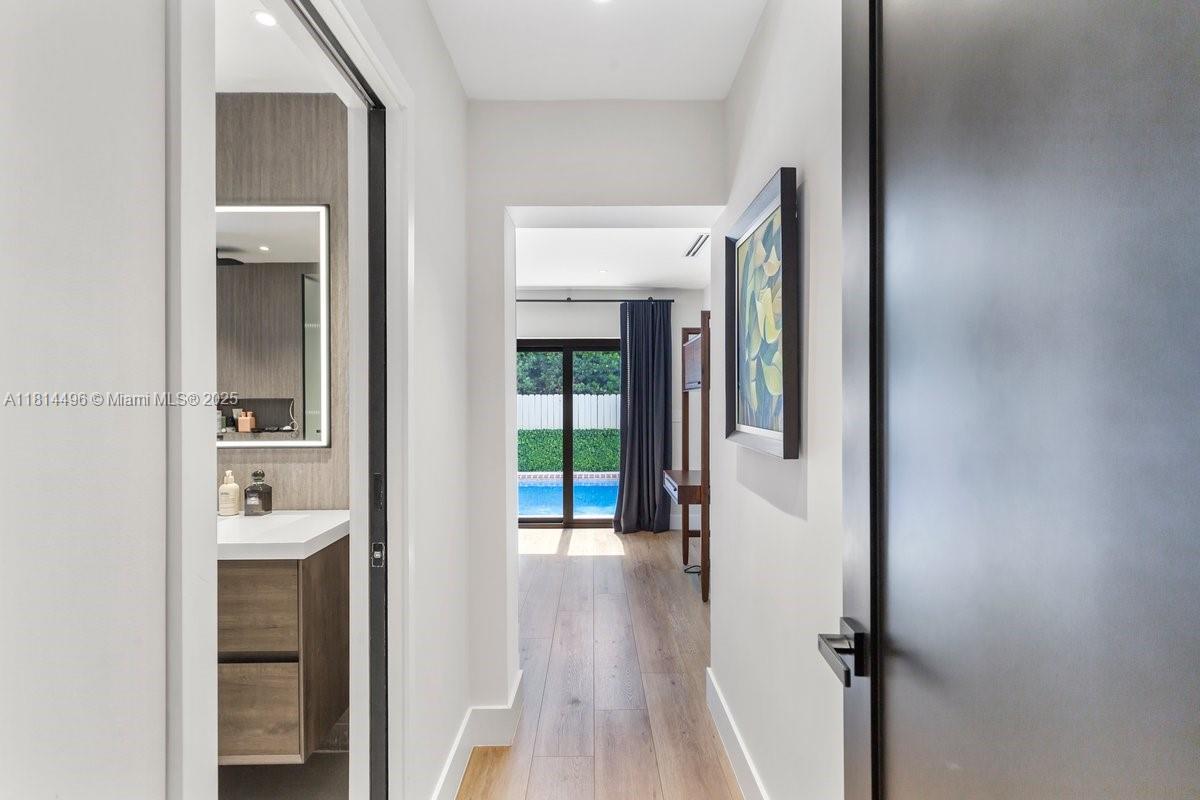 600 Allendale Rd Key Biscayne, FL 33149