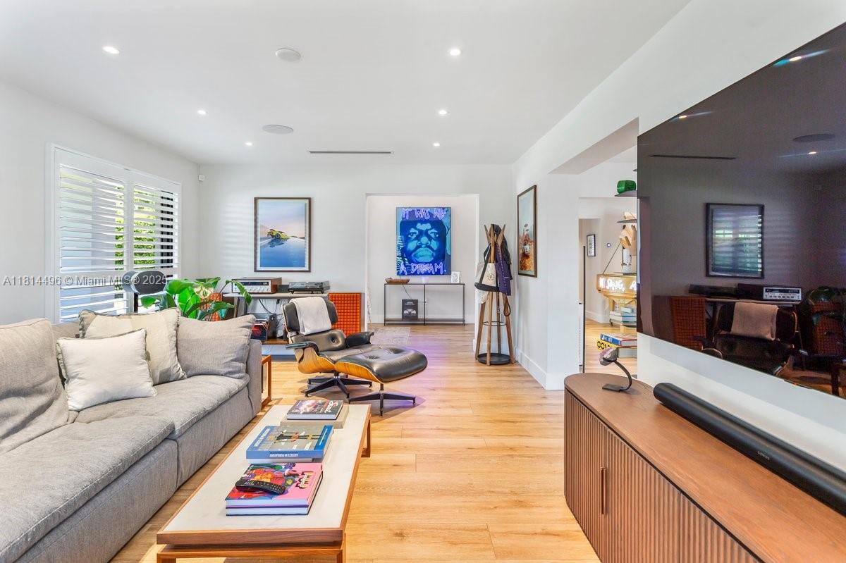 600 Allendale Rd Key Biscayne, FL 33149