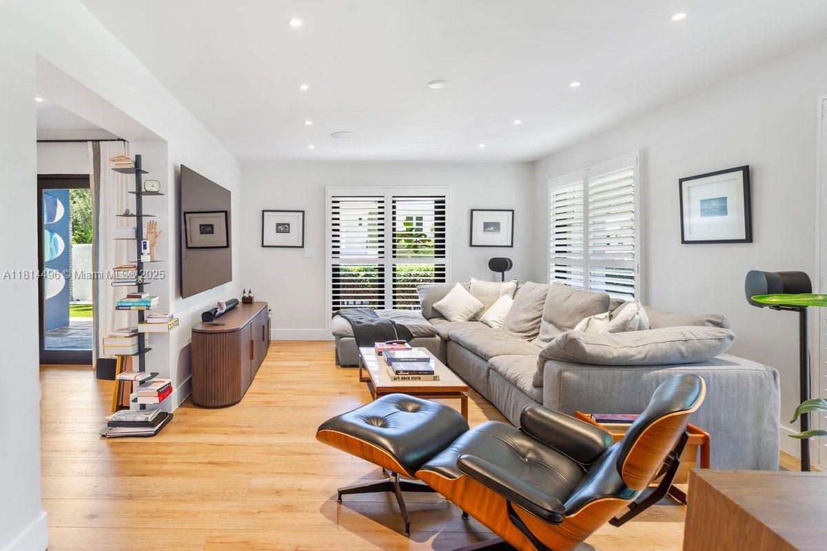 600 Allendale Rd Key Biscayne, FL 33149