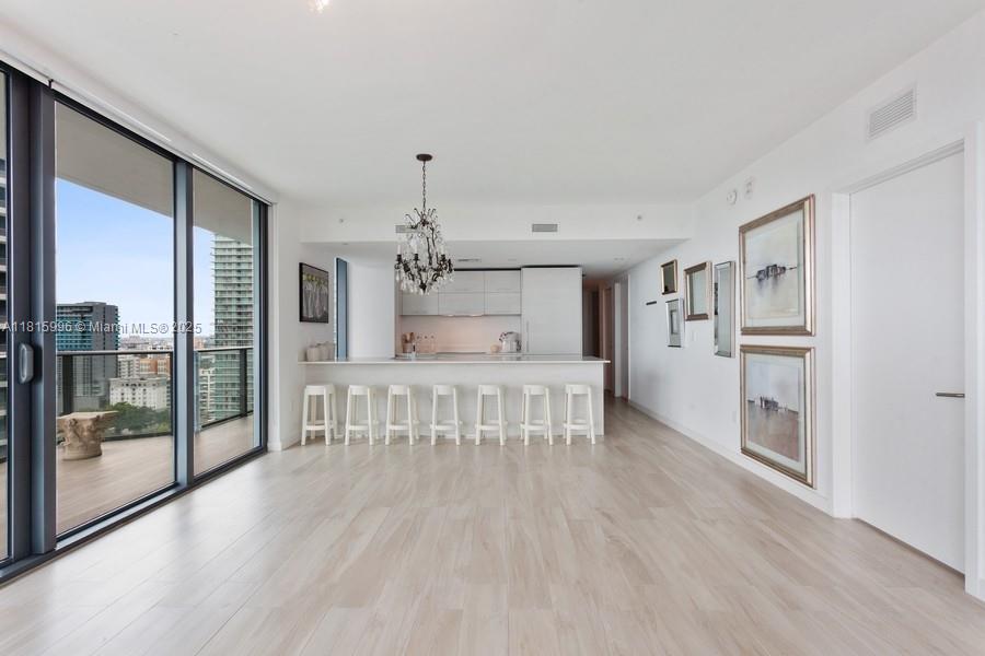 1300 S Miami Ave #1806,Miami, FL 33130