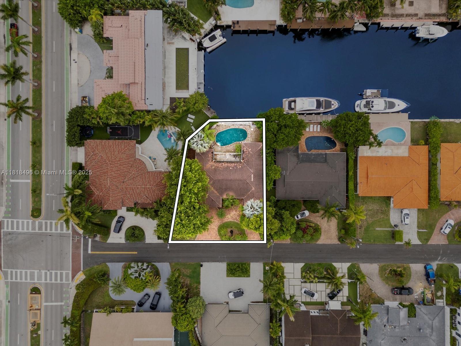 3446 NE 168th St North Miami Beach, FL 33160