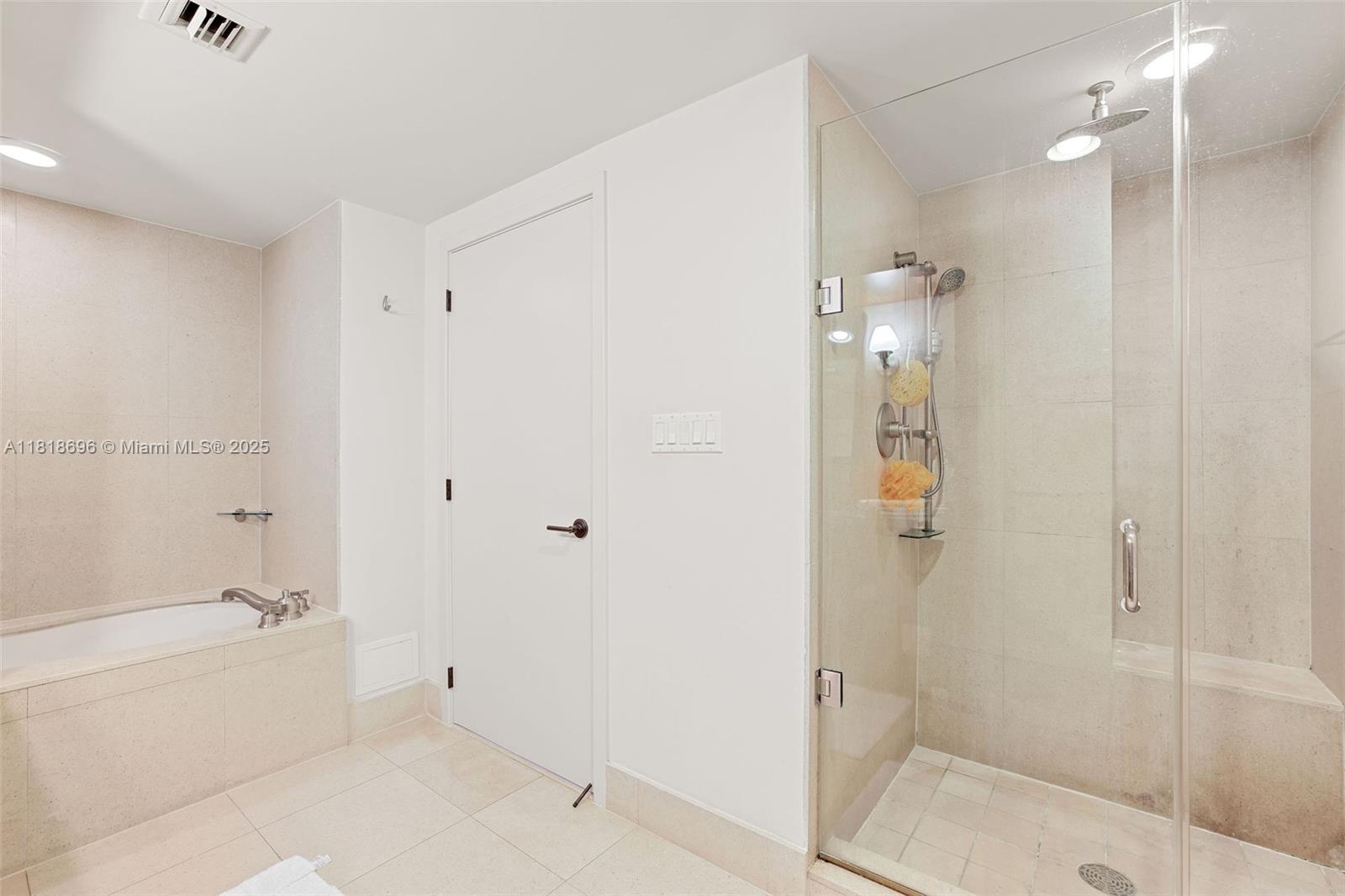 image Carillon Condo25