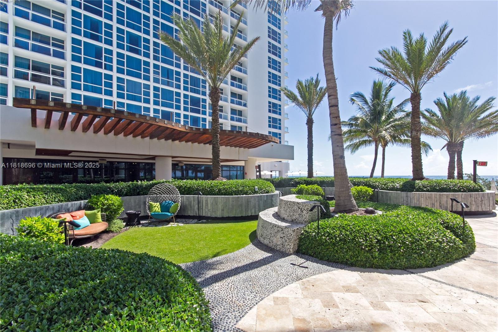 image Carillon Condo31