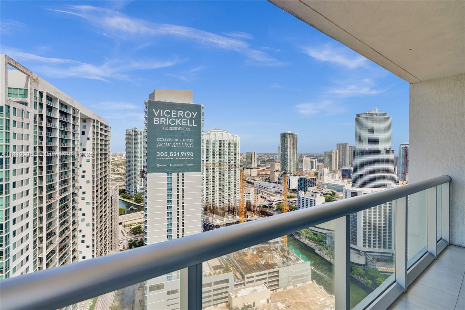 image Icon Brickell Tower 311