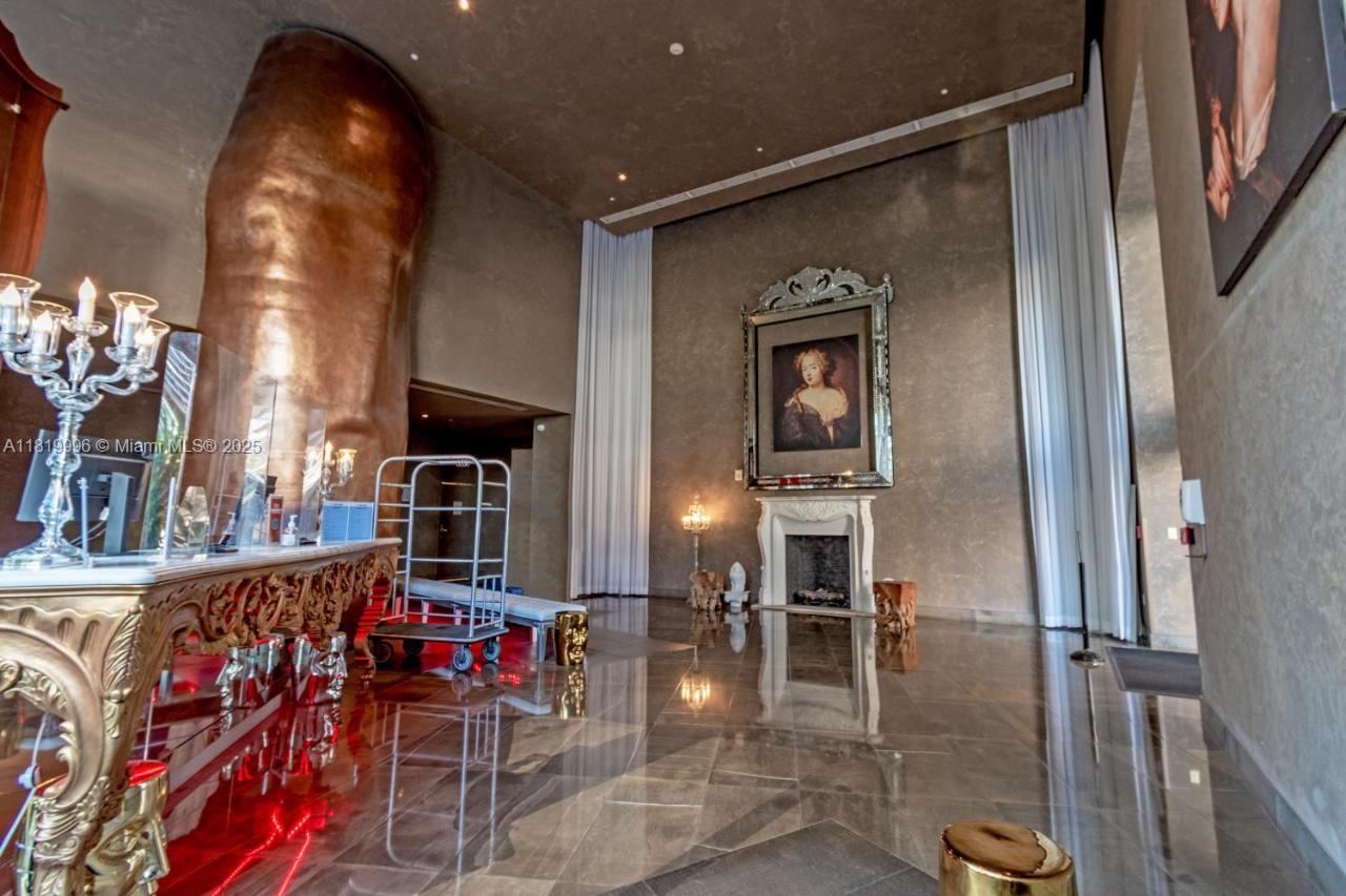 image Icon Brickell Tower 341