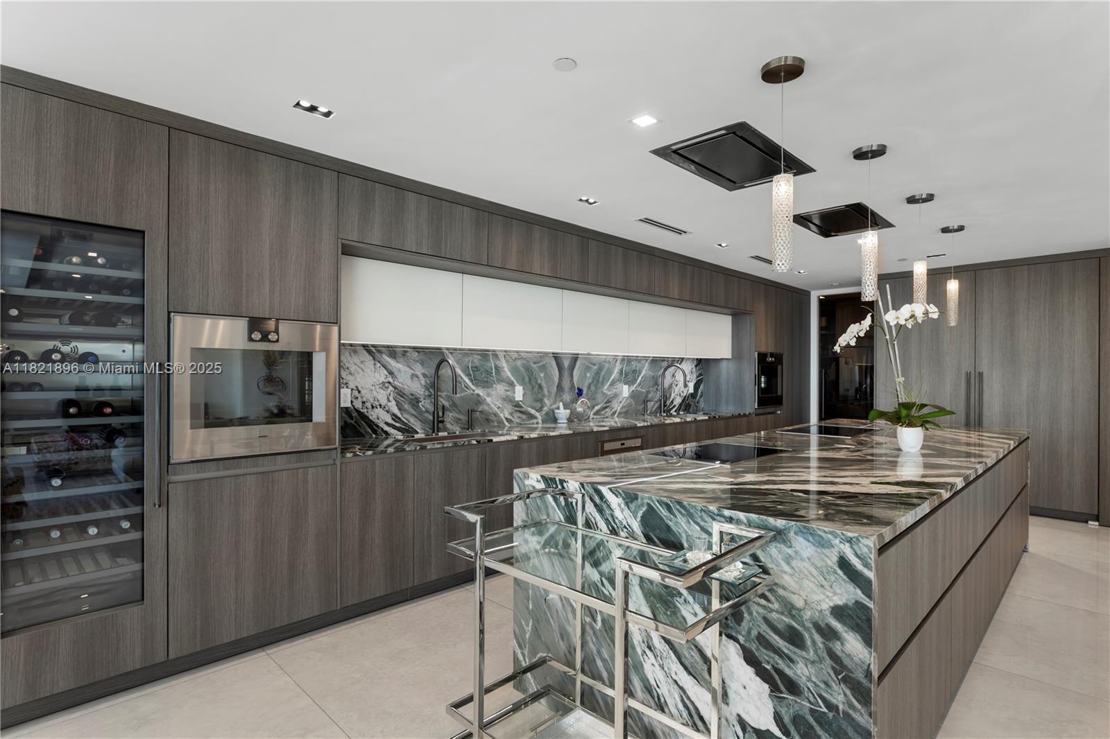 6000 Island Blvd #PH7 Aventura, FL 33160 6000 Island Blvd #PH7 Aventura, FL 33160