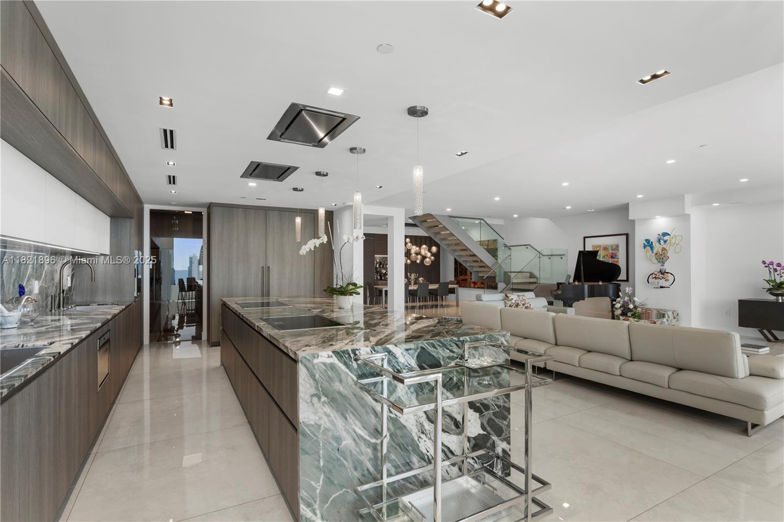 6000 Island Blvd #PH7 Aventura, FL 33160 6000 Island Blvd #PH7 Aventura, FL 33160