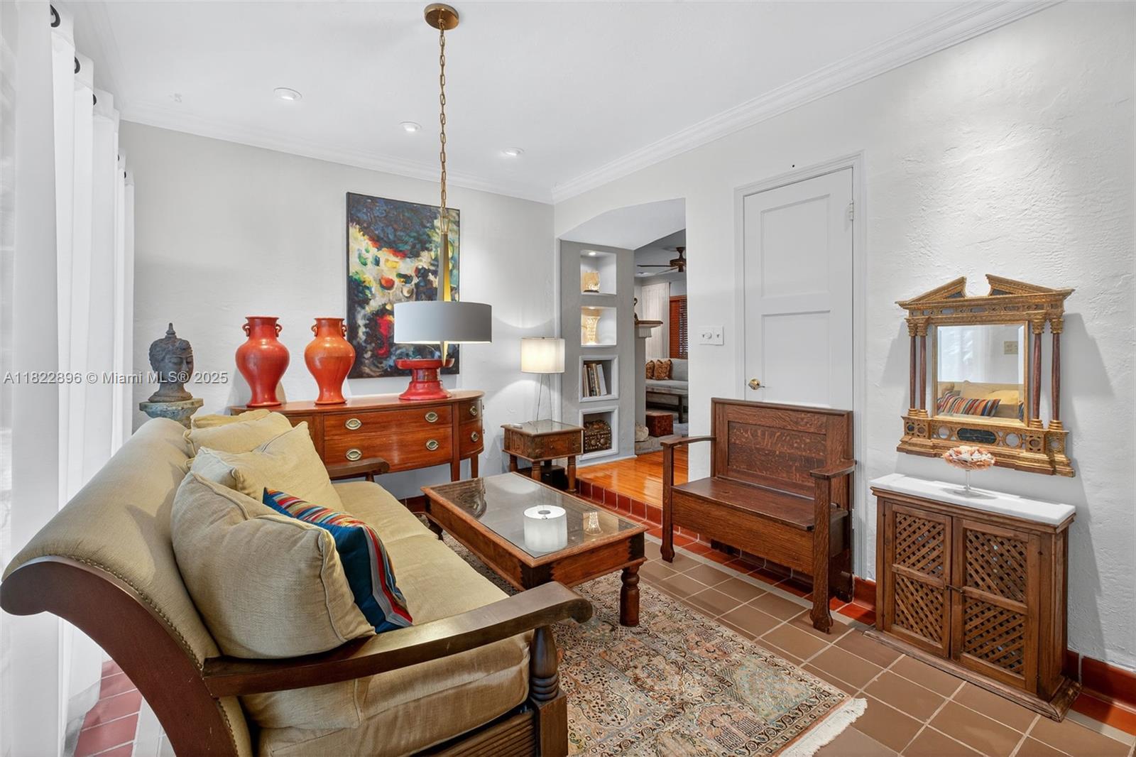 4187 S Le Jeune Rd,Miami, FL 33133