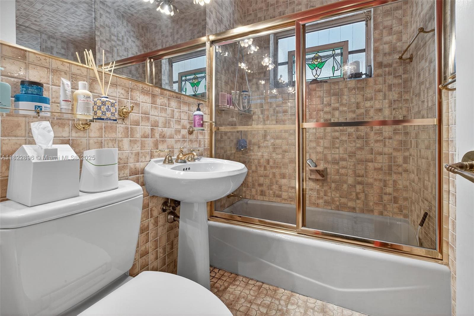 4187 S Le Jeune Rd,Miami, FL 33133