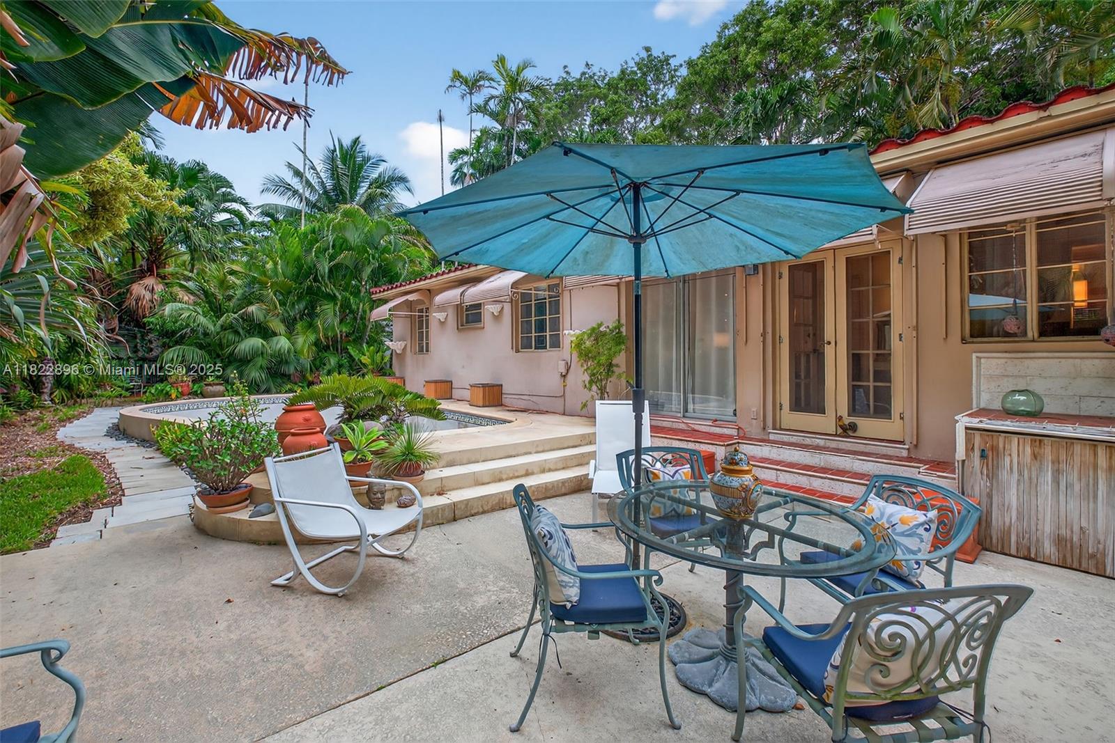 4187 S Le Jeune Rd,Miami, FL 33133