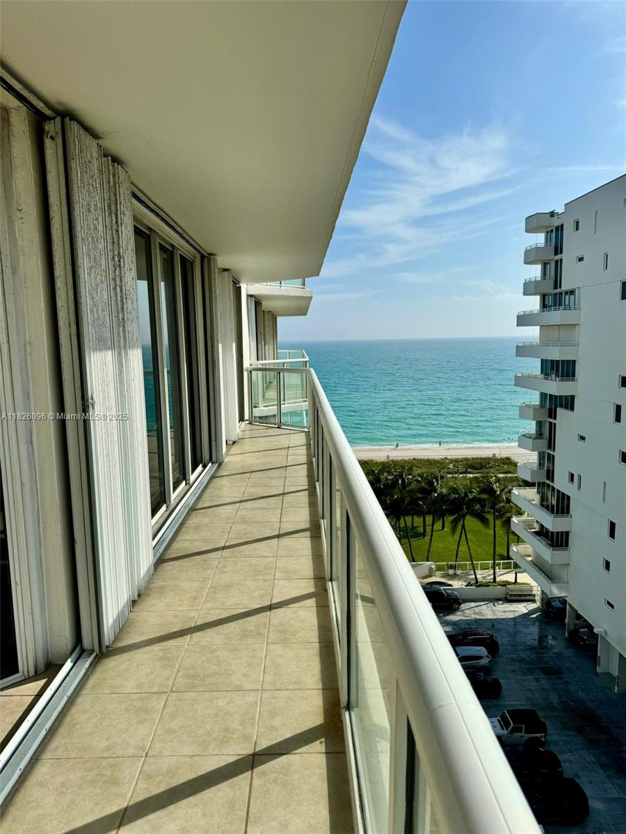 image Mirage Condo5