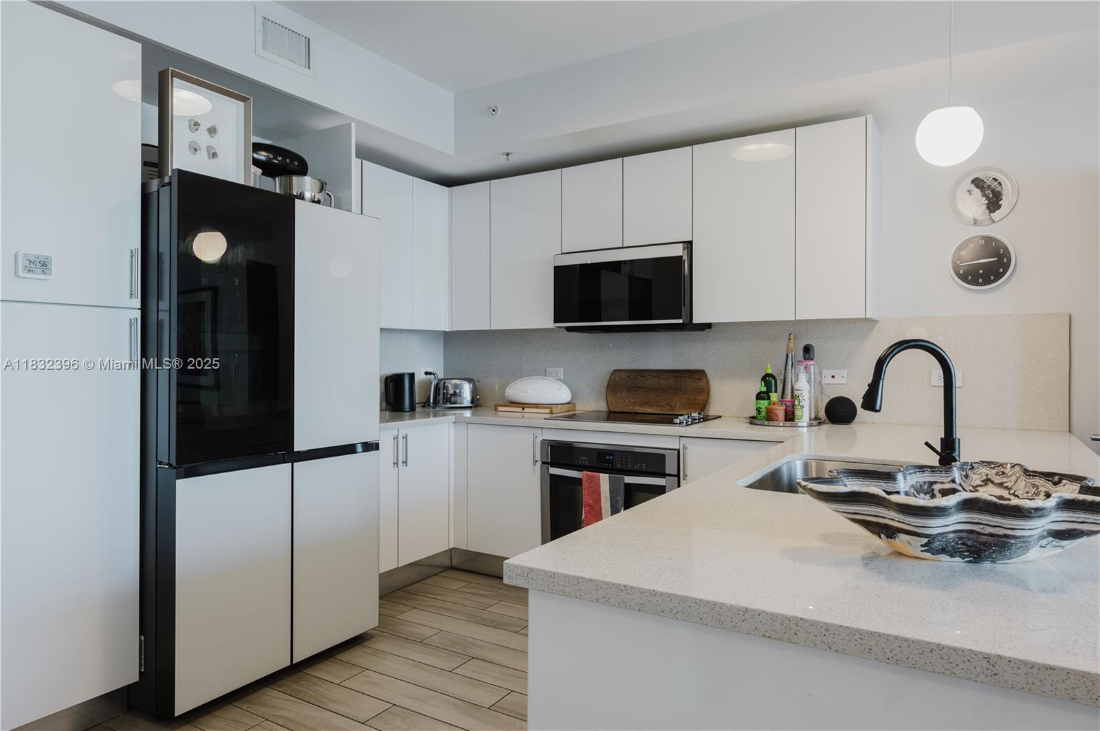 image NINE AT MARY BRICKELL10