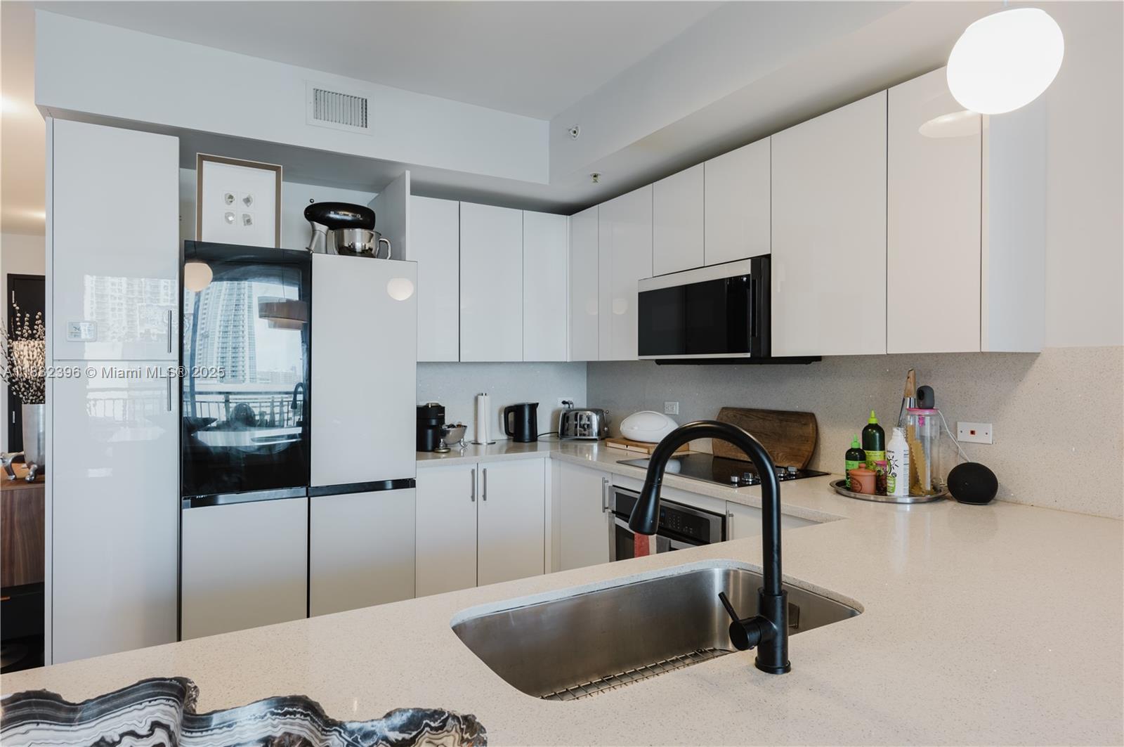 image NINE AT MARY BRICKELL11