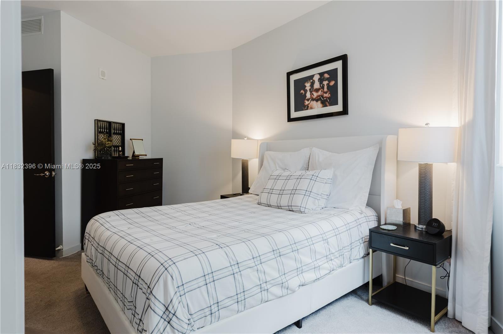 image NINE AT MARY BRICKELL23