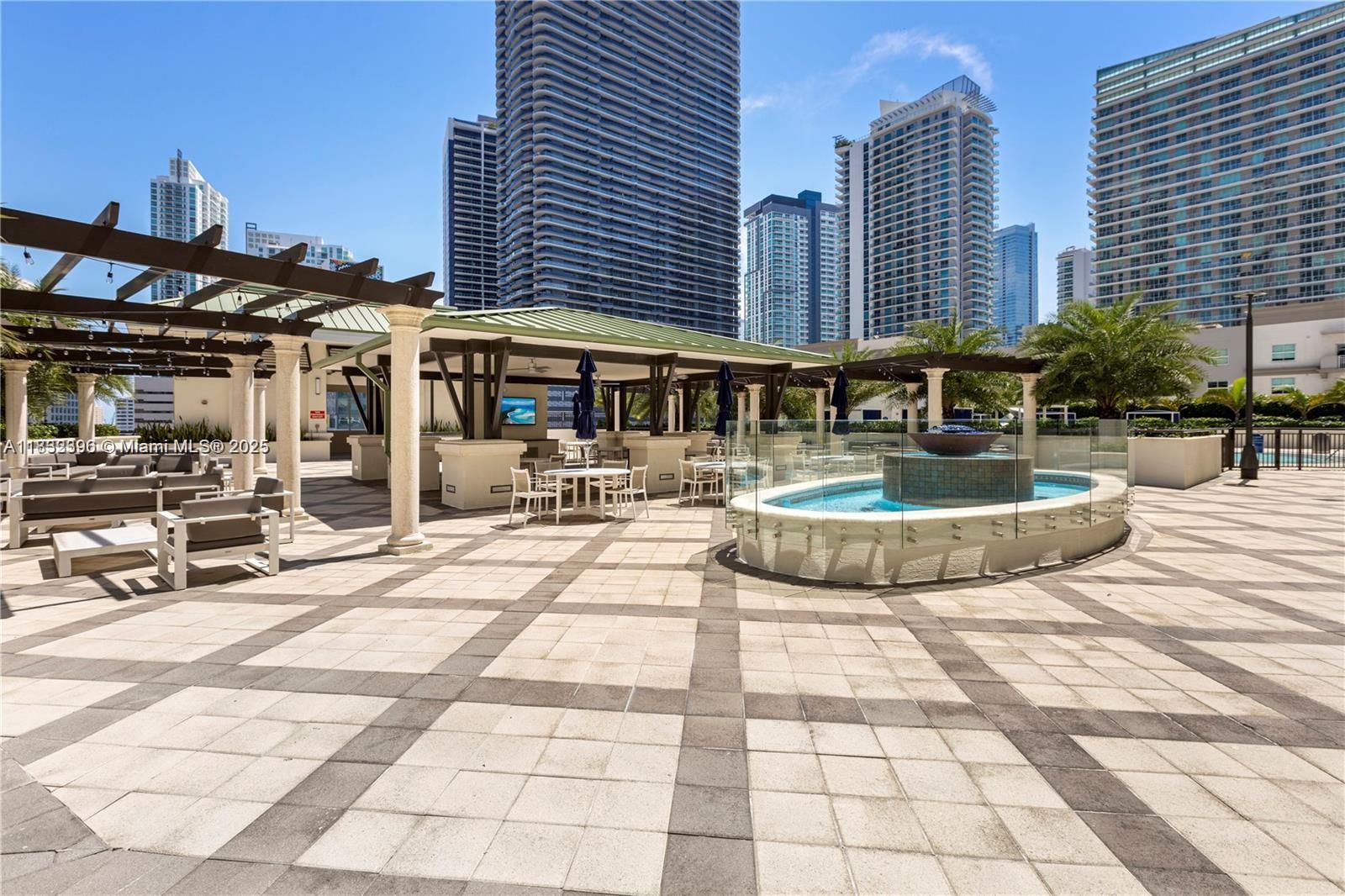 image NINE AT MARY BRICKELL44