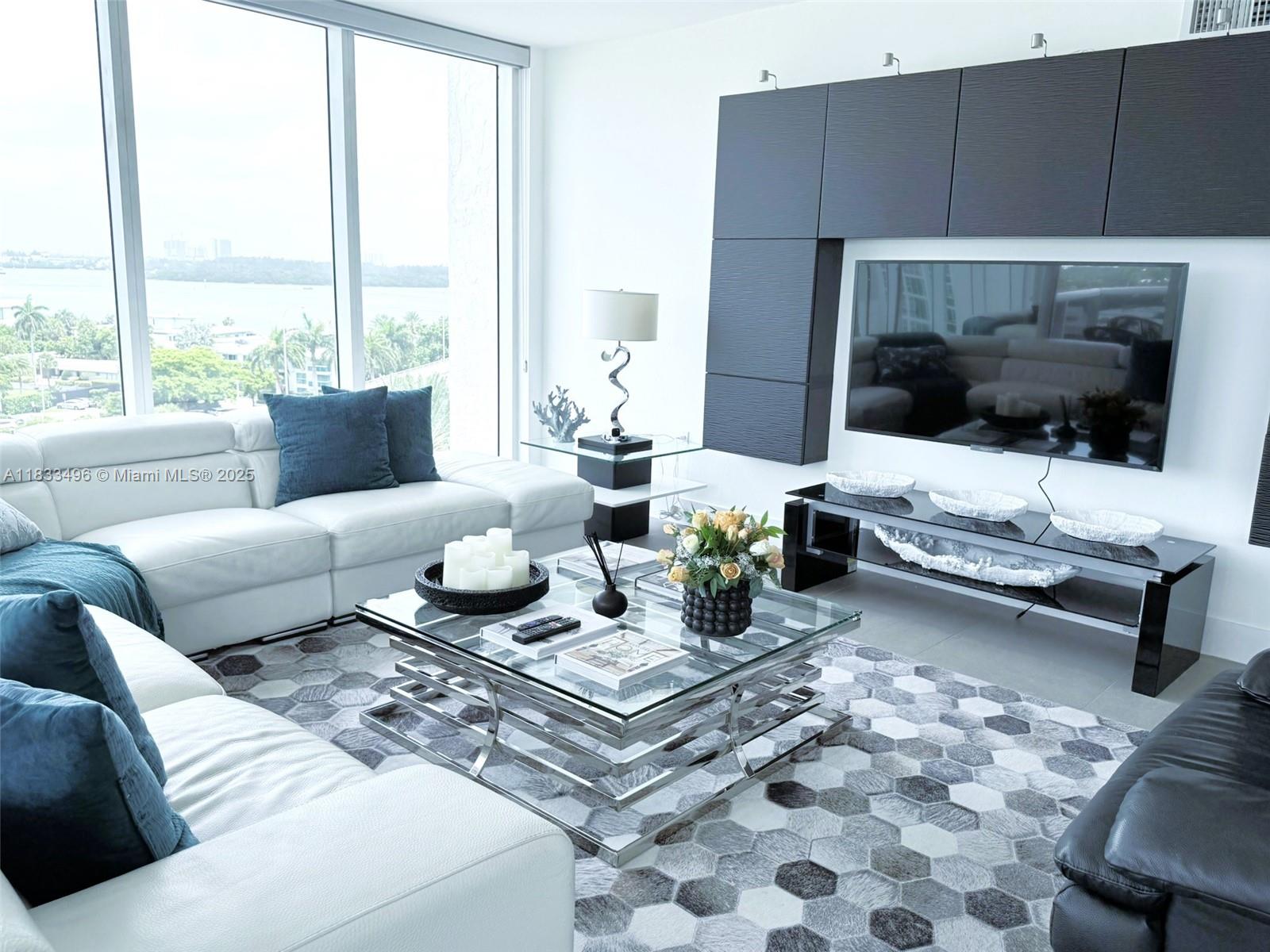 image Harbour House Condo9