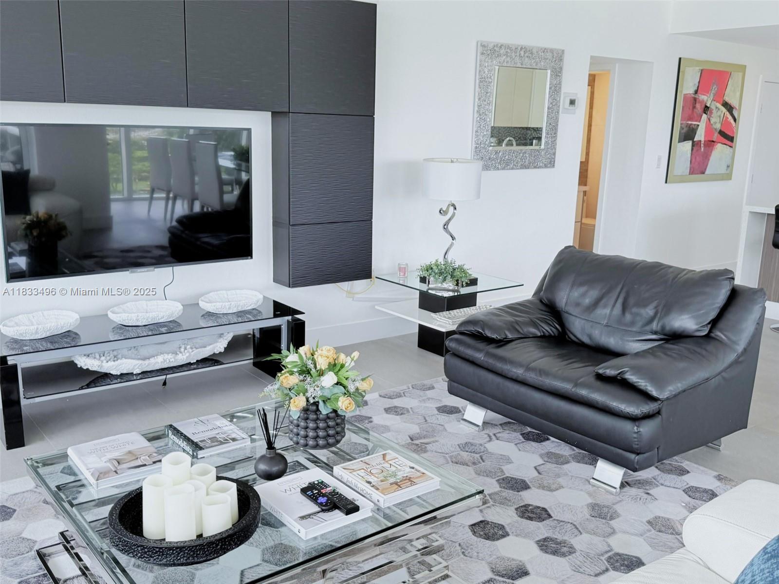 image Harbour House Condo10
