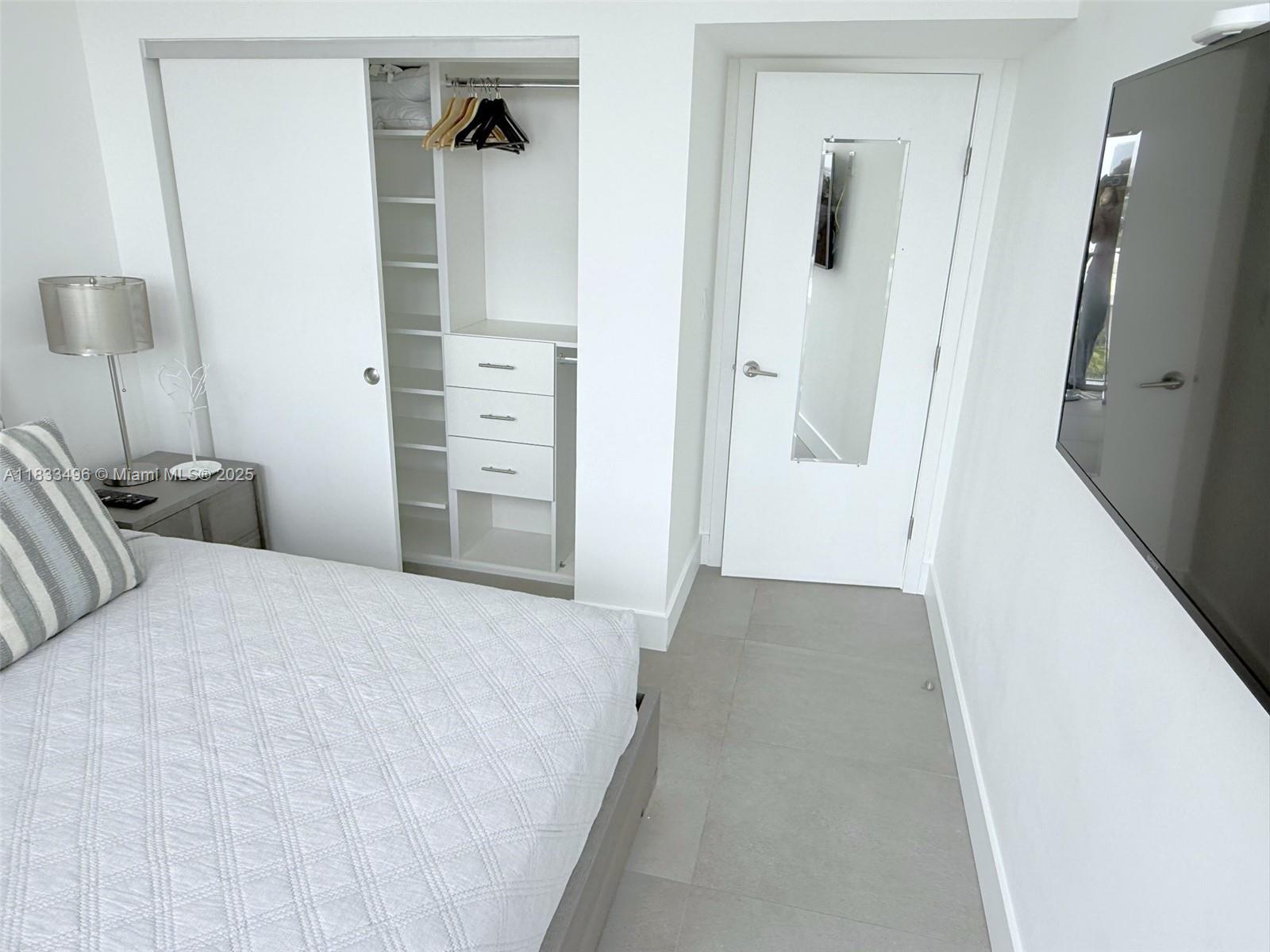 image Harbour House Condo22