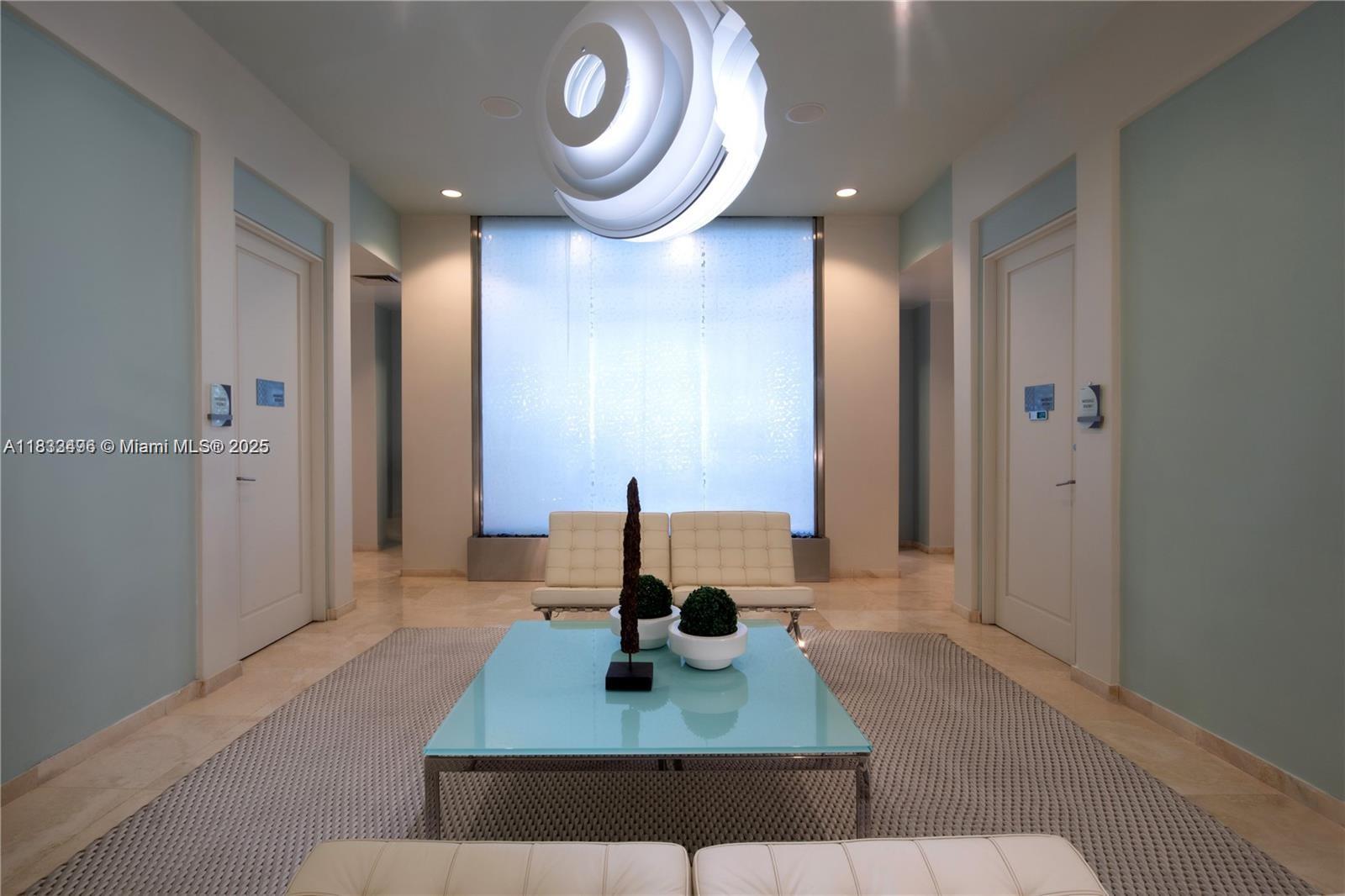 image Harbour House Condo38